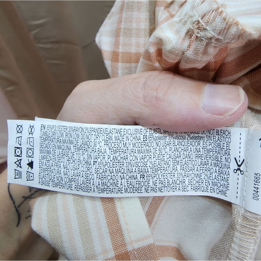 Forever 21 Plaid Off Shoulder Crop Top Size Large - Picture 13 of 13